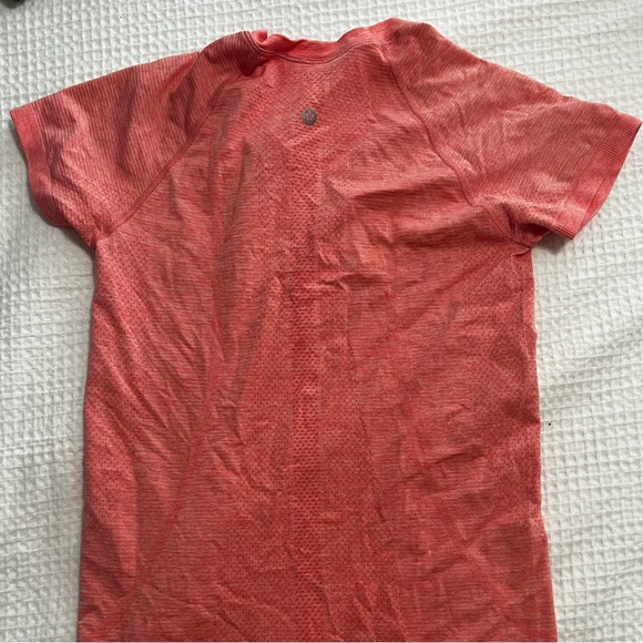 LULULEMON CORAL SWIFTLY TECH SIZE 8 - Picture 3 of 3
